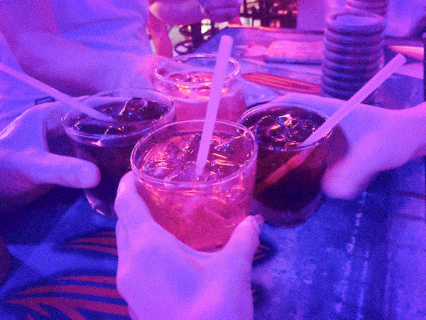 パタヤソイ6で乾杯