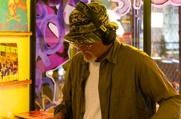 パタヤ・Buddha’s Holiday BarのCQさん２