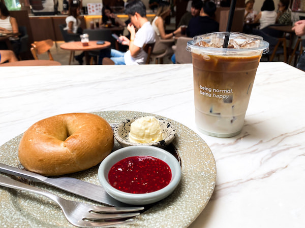 プンナウィティのパソコン作業向きカフェ１